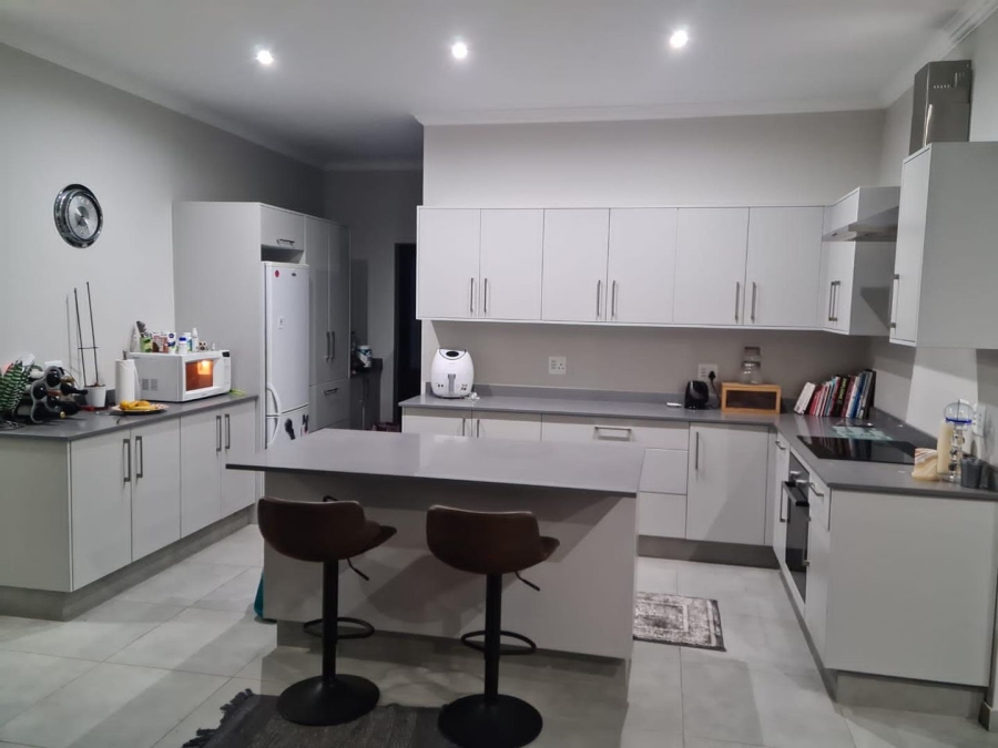 3 Bedroom Property for Sale in Blue Mountain Village Western Cape
